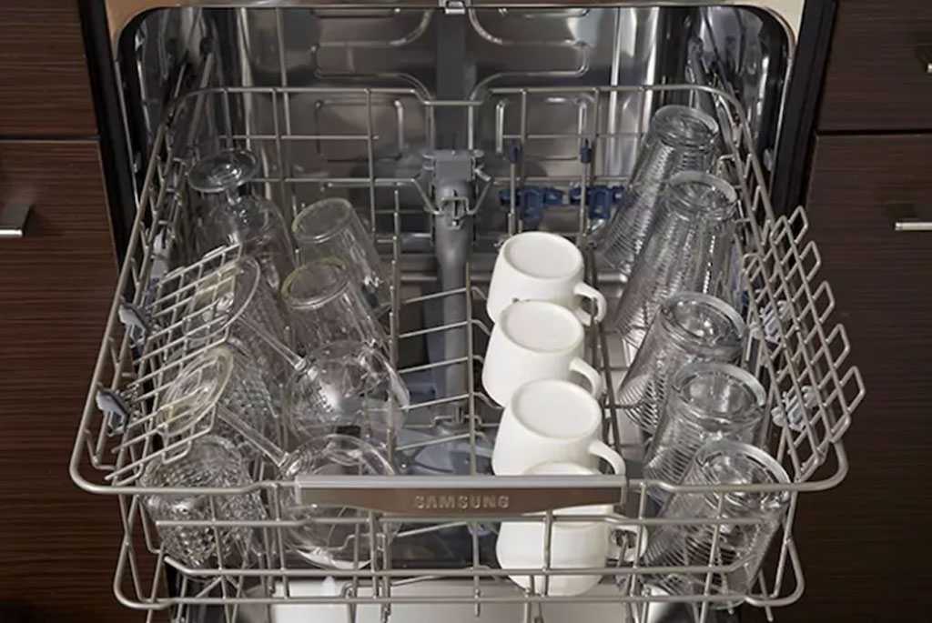 Не включается посудомоечная машина Удельная
